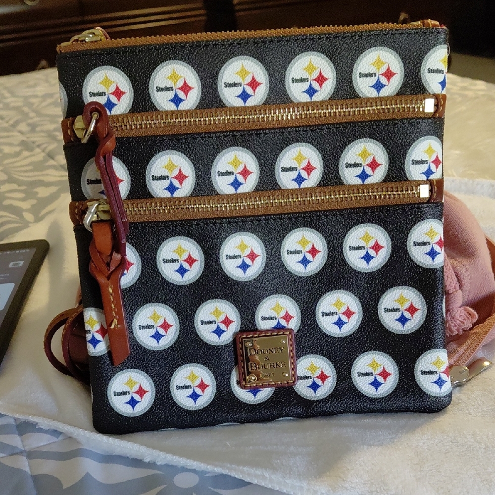 NFL Steerlers Dooney & Bourke Black Crossbody